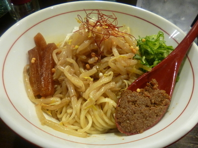 「汁なし担担麺　（大盛）」@麺 密くろの写真