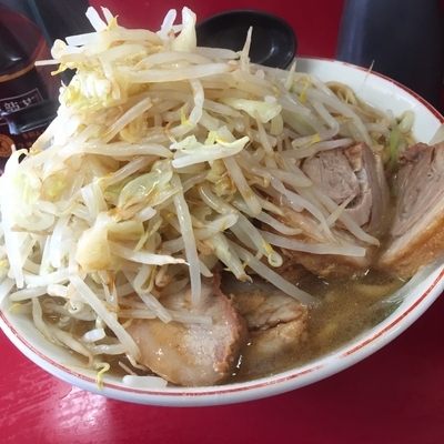 「豚入りラーメン」@ラーメン二郎 湘南藤沢店の写真