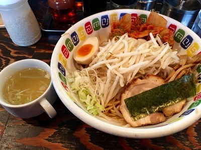「キムチ油麺 並 無料トッピングもやし ¥850」@油麺専門店 江川亭 三鷹大沢店の写真