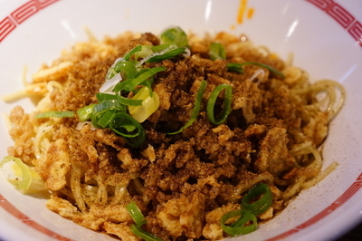 「汁なしタンタン麺＋チャーシュー」@らあめん 広の写真