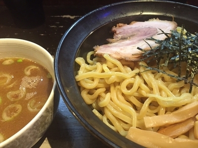 「つけめん醤油だれ800円」@極太めん ひでまる 千波店の写真