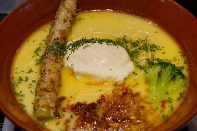 「鶏白湯そば （大盛無料）」@麺巧 潮の写真