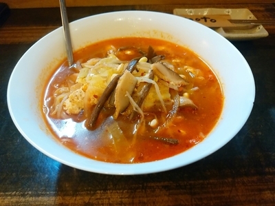 「焼肉屋さんのカルビラーメン(並盛・150g)950円」@焼肉酒家 てっしん。 高崎本店の写真
