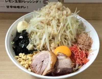 「大盛まぜそば 野菜脂増し」@ラーメンいつきの写真