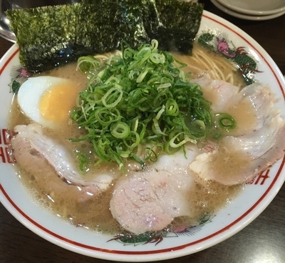 「ラーメン並（麺固・濃いめ￥680）」@豚骨発祥久留米ラーメン くるめや 浅草店の写真