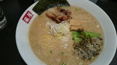 「醤油豚骨ラーメン」@ラーメン 蔵屋の写真