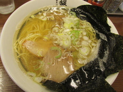 「煮干し中華そば＋海苔　「700円＋サービス」」@中華そば 馥の写真