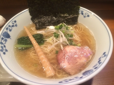 「塩煮干らぁめん」@味香房 海居人の写真