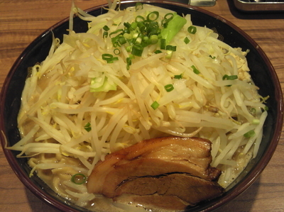 「らーめん（特）」@ラーメン燈郎の写真