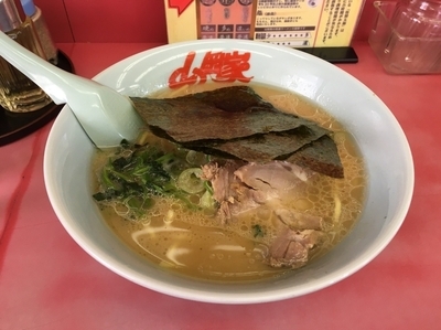 「醤油ラーメン  620円」@ラーメン山岡家 瑞穂店の写真