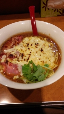 「オニオングラタンラーメン（限定）」@麺屋 紅の写真
