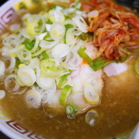 トンコツ正油ラーメン 麺硬め＋味濃いめ＋油多目