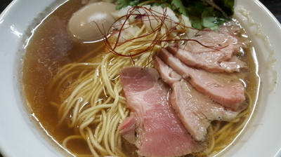 「貝と煮干のそば＋味玉」@中華そば 先崎の写真