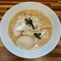 味玉らーめん銀だら絞り(880円)+替玉(100円)