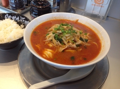 「【期間限定】赤鬼にんにく味噌タンメン・ライス 740円＋100円」@らあめん花月嵐 大和深見店の写真