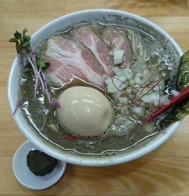 「煮干らーめん【ヤバニボ】」@めんや天夢の写真