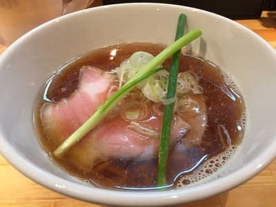 「背黒と秋刀魚の清湯」@ふく流らーめん轍 総本家 寺田町店の写真