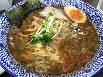 「醤油らーめん」@愛と情熱のらーめん屋 皐月亭の写真