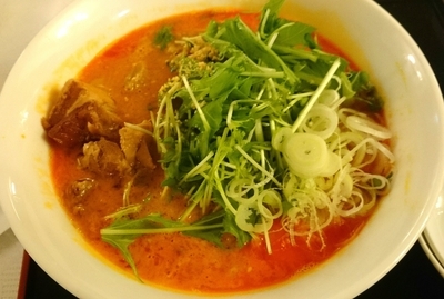 「坦々麺 1100円」@小洞天 有楽町店の写真