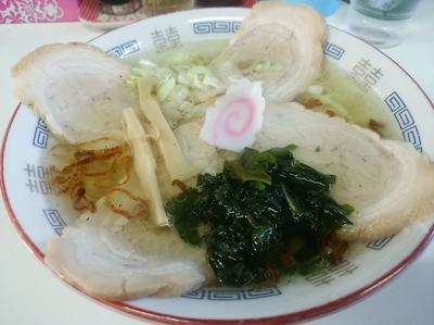 「しおちゃーしゅーめん(並盛・180g)950円」@手打麺 永吉の写真