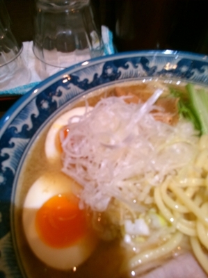 「濃厚魚介豚骨ラーメン」@麺処 さとうの写真