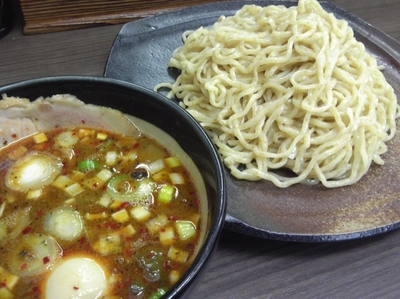 「【限定】辛いつけそば￥880・煮玉子￥100」@頓知房の写真