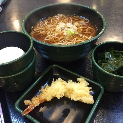 「朝そば（玉子）（￥330）＋海老天（クーポン）」@ゆで太郎 西五反田五丁目店の写真