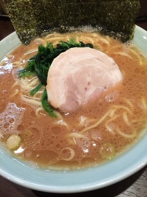 「ラーメン680円」@横浜家系らーめん いずみ家の写真