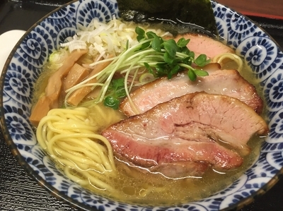 「炙りちゃーしゅーめん 塩 （1100円）」@らーめんなが田 その二の写真