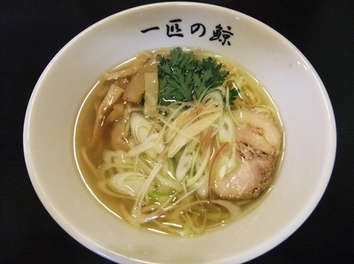 「R30らーめん（750円）」@一匹の鯨の写真