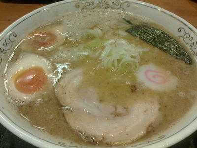 「濃厚味たま中華」@中華そば 勝本の写真