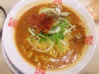 「ピリ辛あったかトマトめん」@おおぎやラーメン ベイシア大胡店の写真