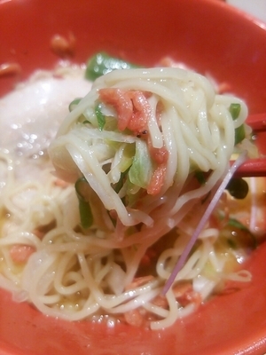 「海老出汁豚骨らーめん」@よってこや 恵比寿本店の写真