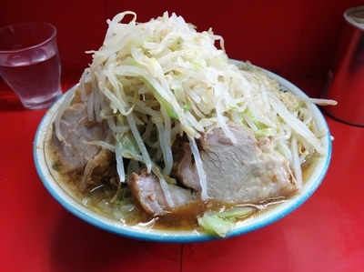 「大らーめん650円（野菜ましまし、にんにく少し）」@ラーメン二郎 三田本店の写真