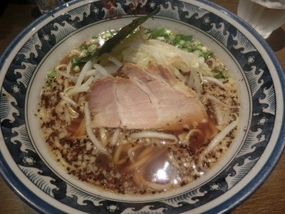「醤油麺」@麺屋 黒船 狛江店の写真