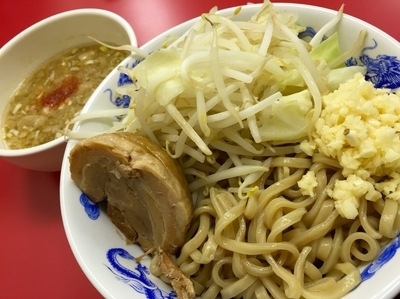 「＜期間限定＞つけ麺（ヤサイちょいマシ他全マシ）￥780」@ジャンクガレッジ 坂戸塚越店の写真