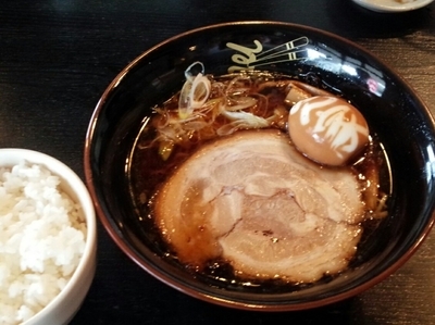 「ラーメン+煮玉子+ライス大」@ラーメン専門店 めん家の写真