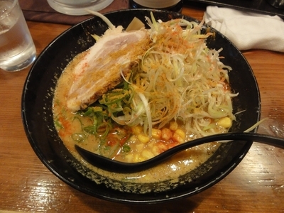 「極旨カレーらあめん」@麺家じゃんぷ亭の写真