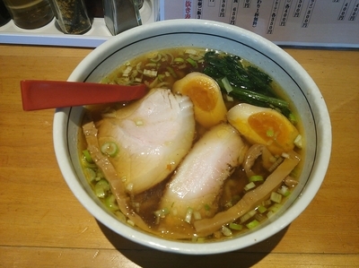 「醤油らあめん」@手打ち式中華そば専門店 とんぼ食堂の写真