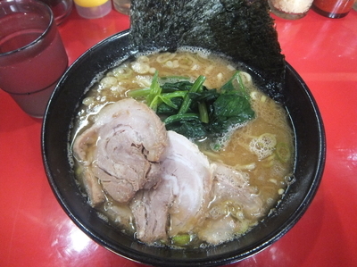 「チャーシュー麺880円(柏ランチパスポート２で540円)」@横浜家系ラーメン 宗八 柏本店の写真