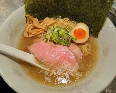 「新鶏塩らーめん」@さんじの写真