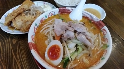 「辛味噌ラーメン　スタミナセット980円」@麺みの作 インターパーク店の写真
