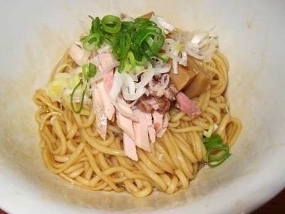 「鶏油そば　600円」@ラーメン屋 トイ・ボックスの写真