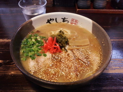 「醤油らーめん」@麺屋やしちの写真