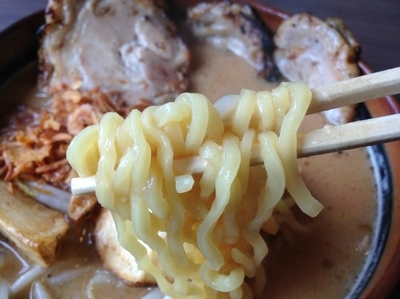 「北海道味噌　味噌漬け炙りチャーシュー麺　￥１０３０」@味噌屋 麺四朗の写真