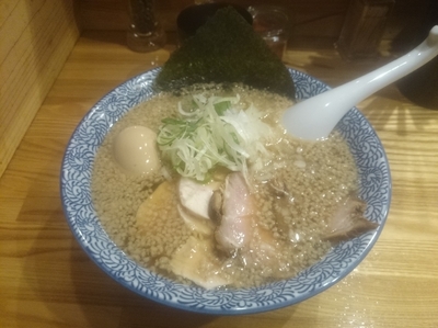 「特製背油煮干しそば」@SOUP NOODLE 青雲の志の写真