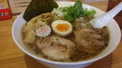 「こってり中華そば　太麺　750円」@らー麺Chopの写真