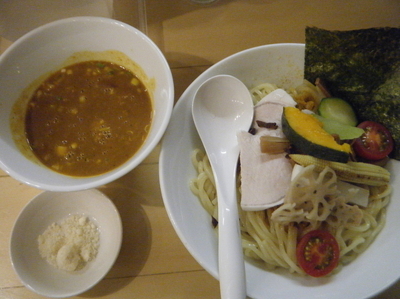 「期間限定：超！濃厚カレーつけ麺！・大盛900円」@セサミ vege noodleの写真