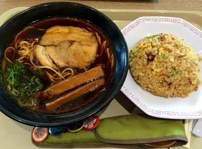 「大阪ブラック＋黄金炒飯」@金久右衛門 三井アウトレットパーク滋賀竜王店の写真