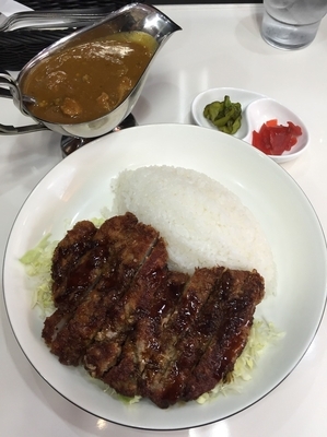 「極上のウィーン風カツ・カレー」@グランドルート66の写真